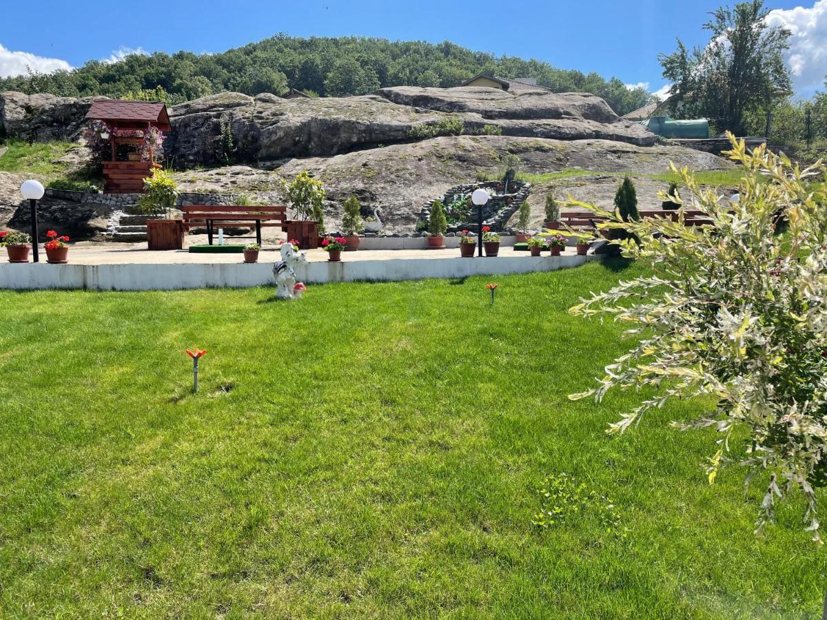Hotel Elit Kirkovo  Bagian luar foto