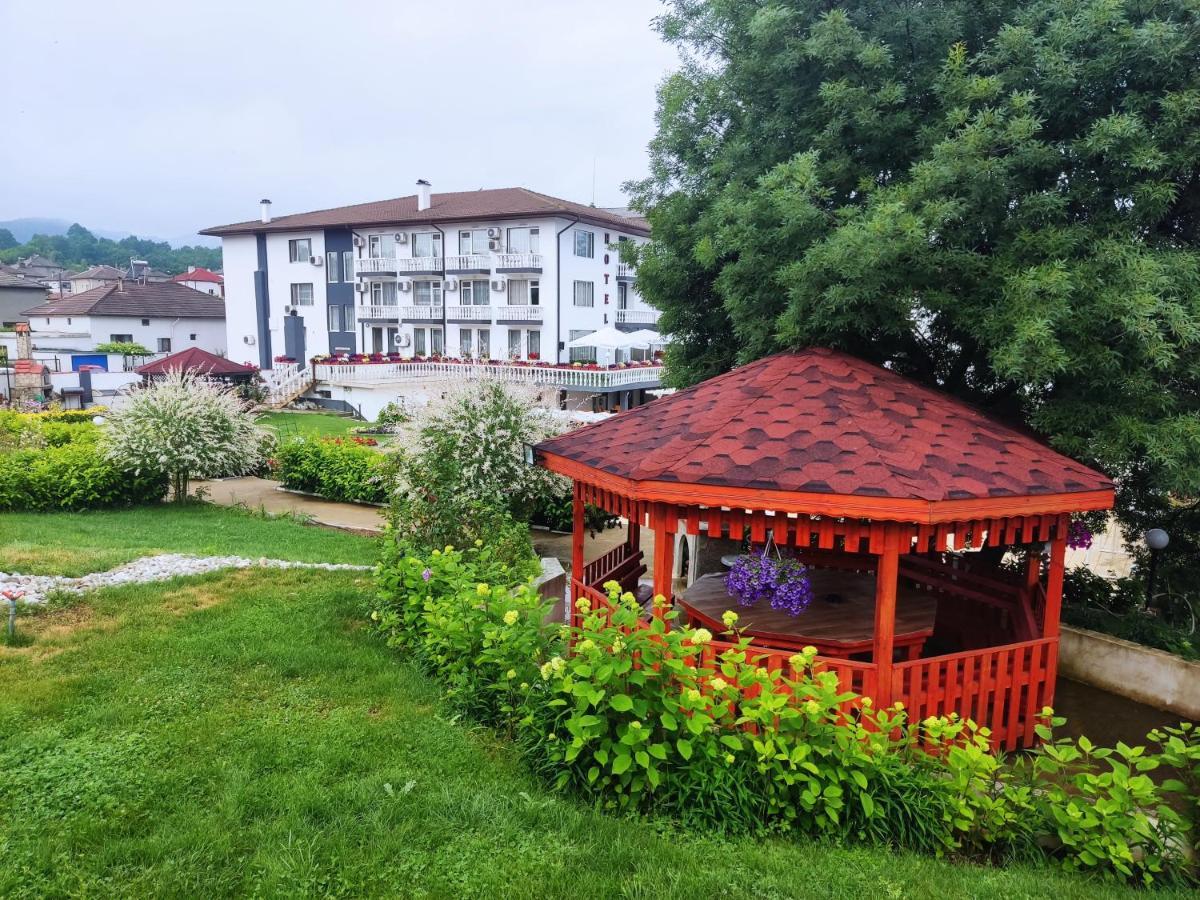 Hotel Elit Kirkovo  Bagian luar foto
